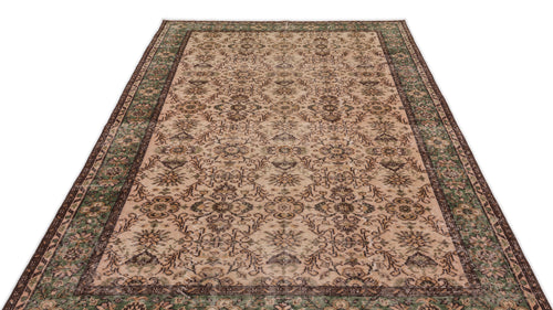 Load image 1 in gallery view. Rehais - Vintage Floral Rug - 5'8 X 9'7