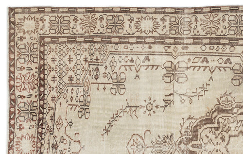 Load image 1 in gallery view. Kidaen - Vintage Medallion Rug - 6'0 X 9'6