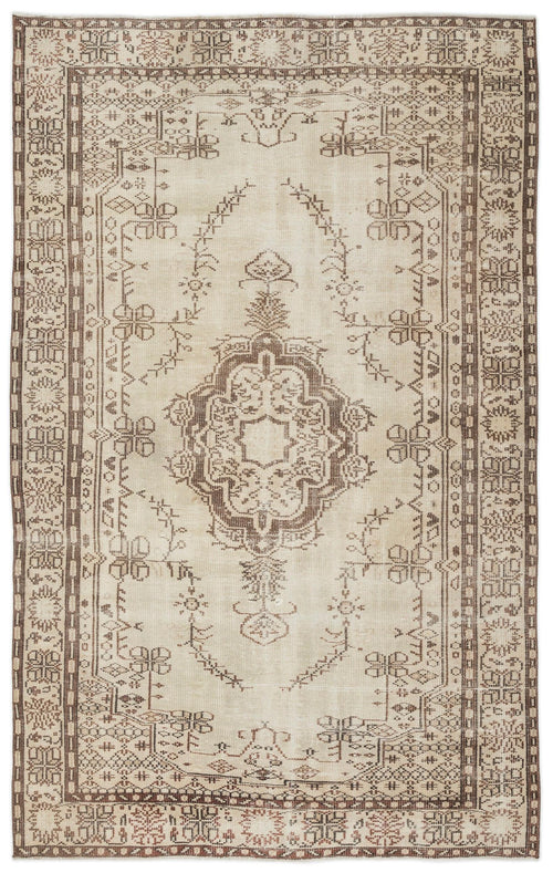 Load image 1 in gallery view. Kidaen - Vintage Medallion Rug - 6'0 X 9'6