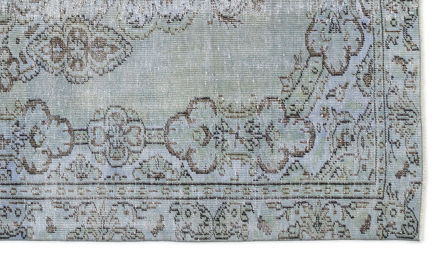 Piloen - Vintage Medallion Rug - 5'5 X 8'11