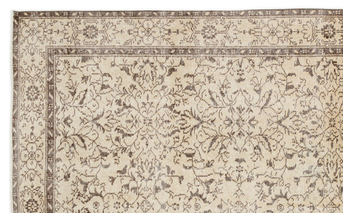 Load image 1 in gallery view. Trabiane - Vintage Floral Rug - 6'1 X 9'11