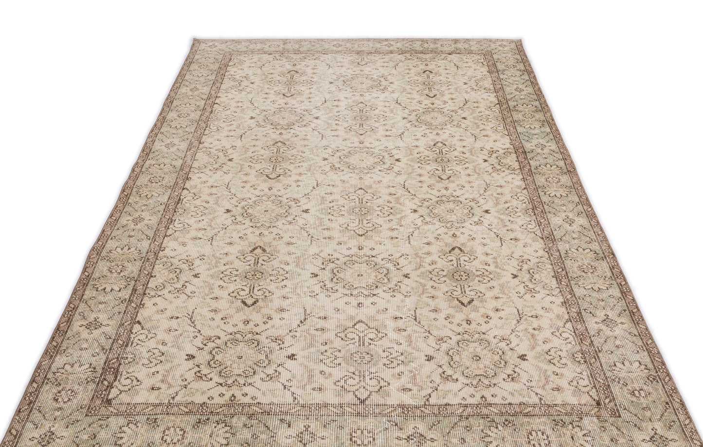 Glela - Vintage Floral Rug - 5'0 X 8'11