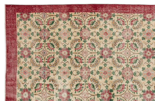 Load image 1 in gallery view. Lasaya - Vintage Floral Rug - 6'7 X 10'6