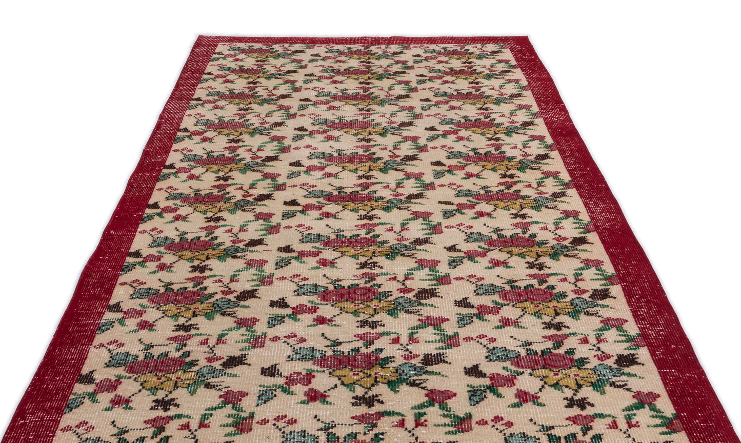 Bubuna - Vintage Floral Rug - 5'3 X 9'9