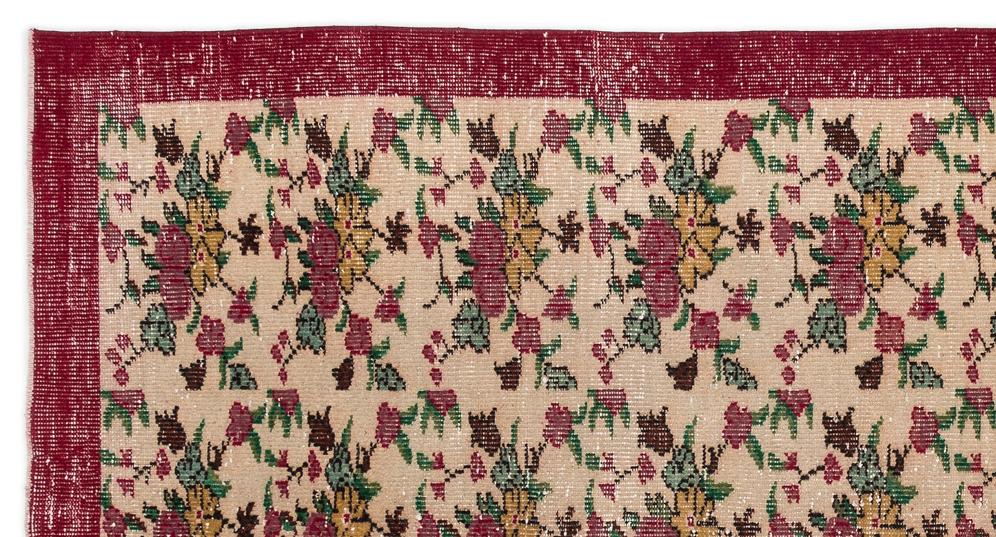Bubuna - Vintage Floral Rug - 5'3 X 9'9