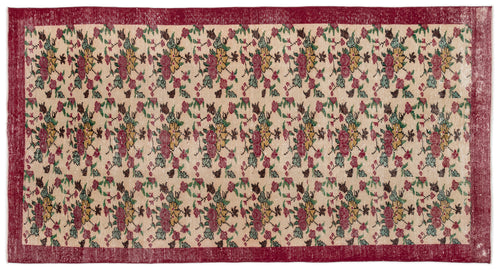Bild 1 in Galerieansicht laden. Bubuna - Vintage Floral Rug - 5'3 X 9'9