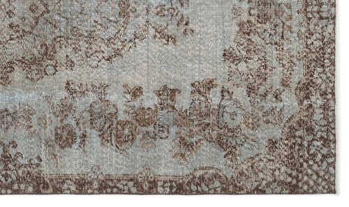 Load image 1 in gallery view. Hezada - Vintage Medallion Rug - 5'3 X 9'3