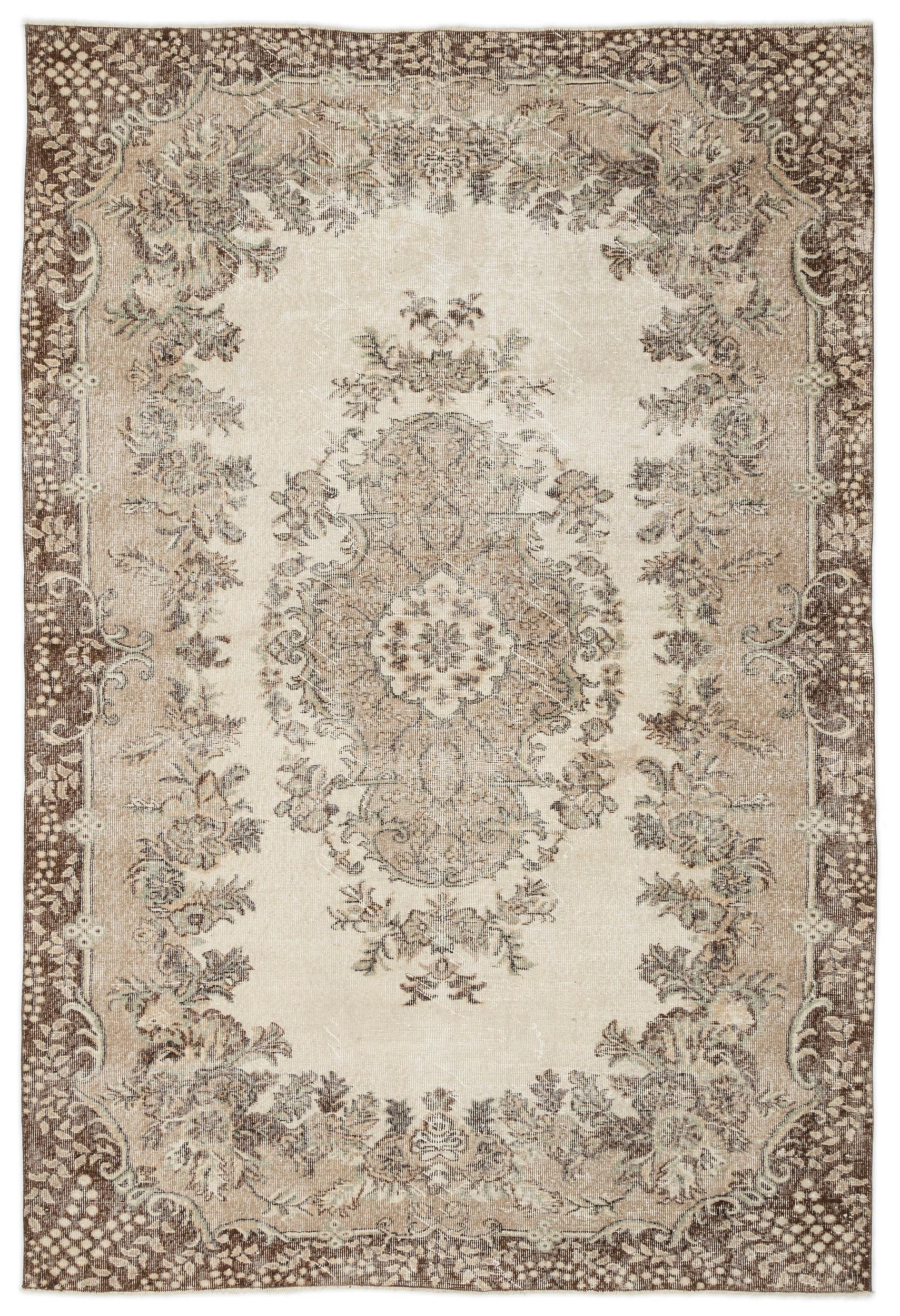 Thois - Vintage Medallion Rug - 6'5 X 9'9