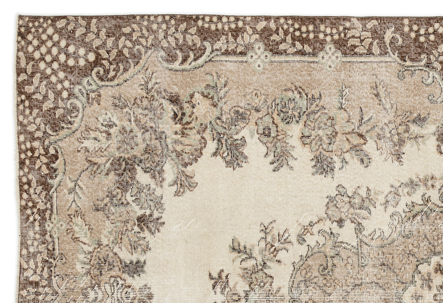 Thois - Vintage Medallion Rug - 6'5 X 9'9