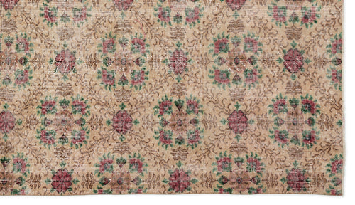 Load image 1 in gallery view. Behaya - Vintage Floral Rug - 5'5 X 9'6