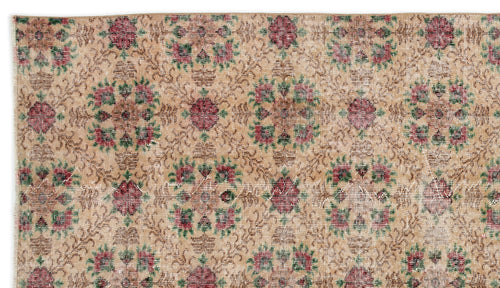 Load image 1 in gallery view. Behaya - Vintage Floral Rug - 5'5 X 9'6