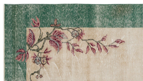Load image 1 in gallery view. Croabeta - Vintage Floral Rug - 5'2 X 9'4