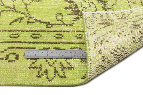 Bild 1 in Galerieansicht laden. Prota - Vintage Medallion Rug - 4'10 X 8'11