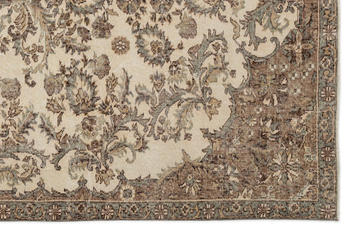 Load image 1 in gallery view. Dakota - Vintage Medallion Rug - 6'4 X 9'9