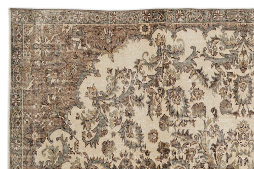 Load image 1 in gallery view. Dakota - Vintage Medallion Rug - 6'4 X 9'9