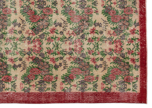 Load image 1 in gallery view. Seusa - Vintage Floral Rug - 7'0 X 10'3
