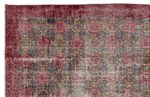 Load image 1 in gallery view. Cupona - Vintage Floral Rug - 5'5 X 8'5