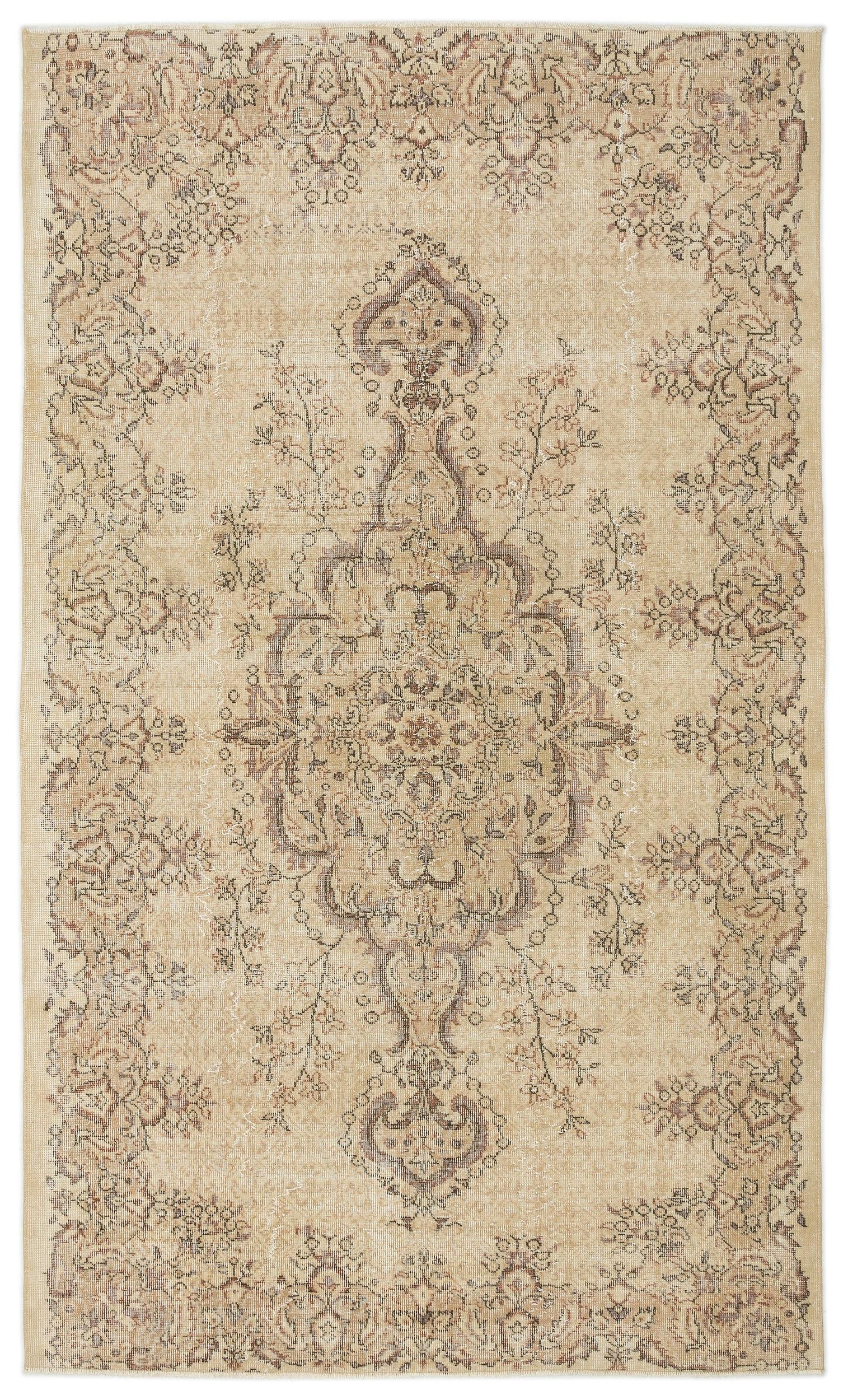 Dogoor - Vintage Medallion Rug - 5'8 X 9'4