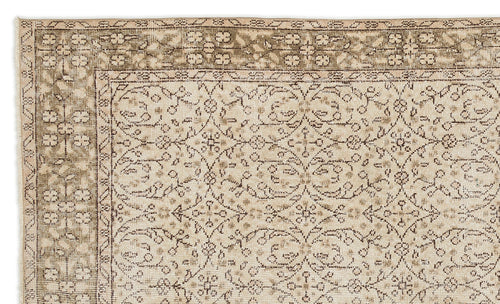 Load image 1 in gallery view. Mofean - Vintage Floral Rug - 5'2 X 8'7