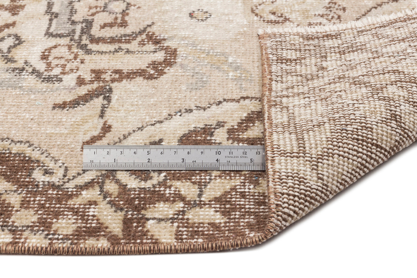 Linisa - Vintage Medallion Rug - 5'6 X 8'8