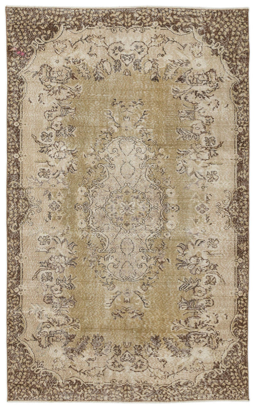 Load image 1 in gallery view. Linisa - Vintage Medallion Rug - 5'6 X 8'8