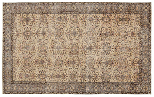 Load image 1 in gallery view. Tureil - Vintage Floral Rug - 6'2 X 9'8