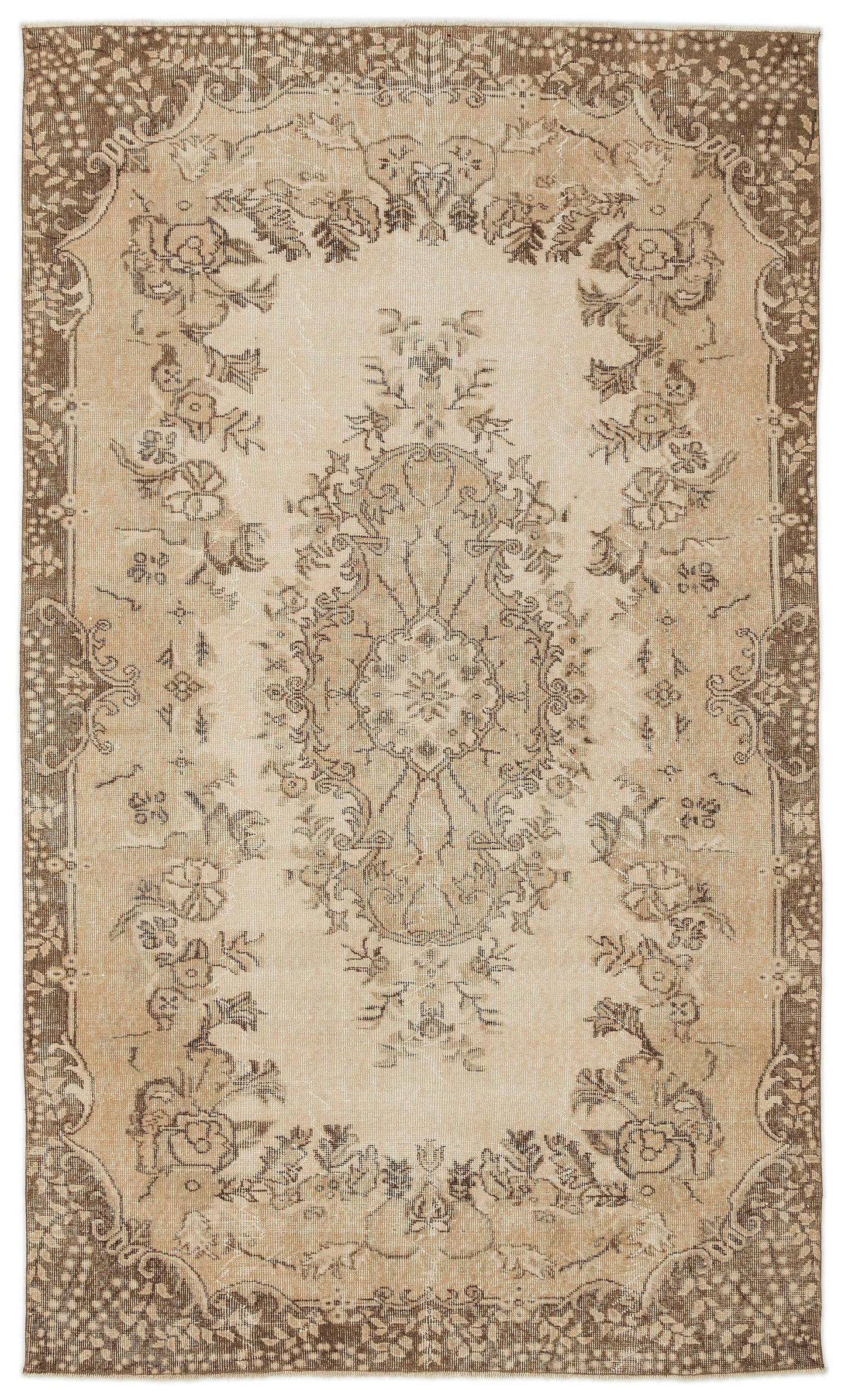 Gludaus - Vintage Medallion Rug - 5'7 X 9'5
