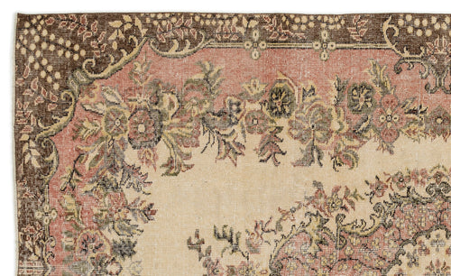 Load image 1 in gallery view. Fradoan - Vintage Medallion Rug - 5'9 X 9'7