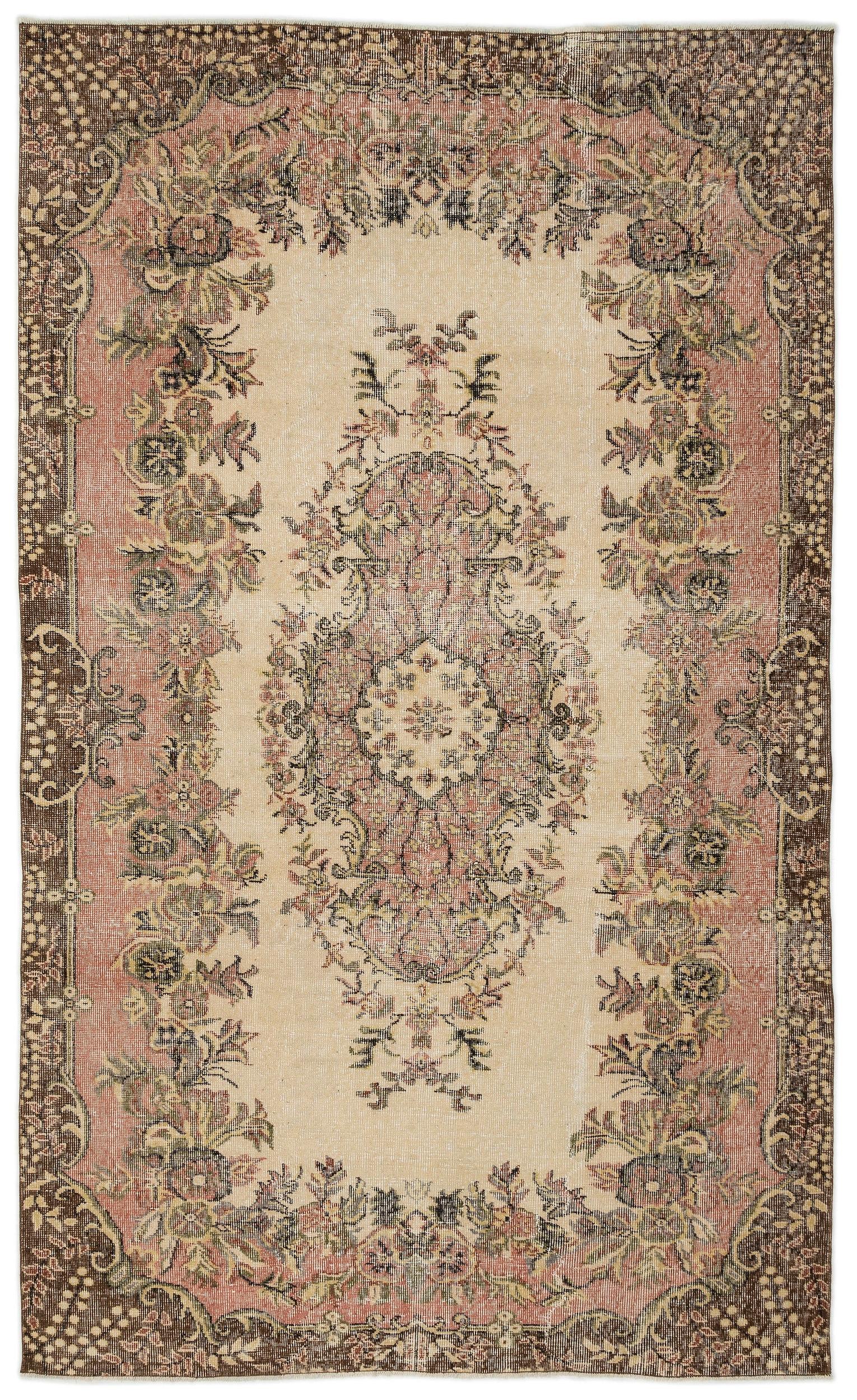 Fradoan - Vintage Medallion Rug - 5'9 X 9'7