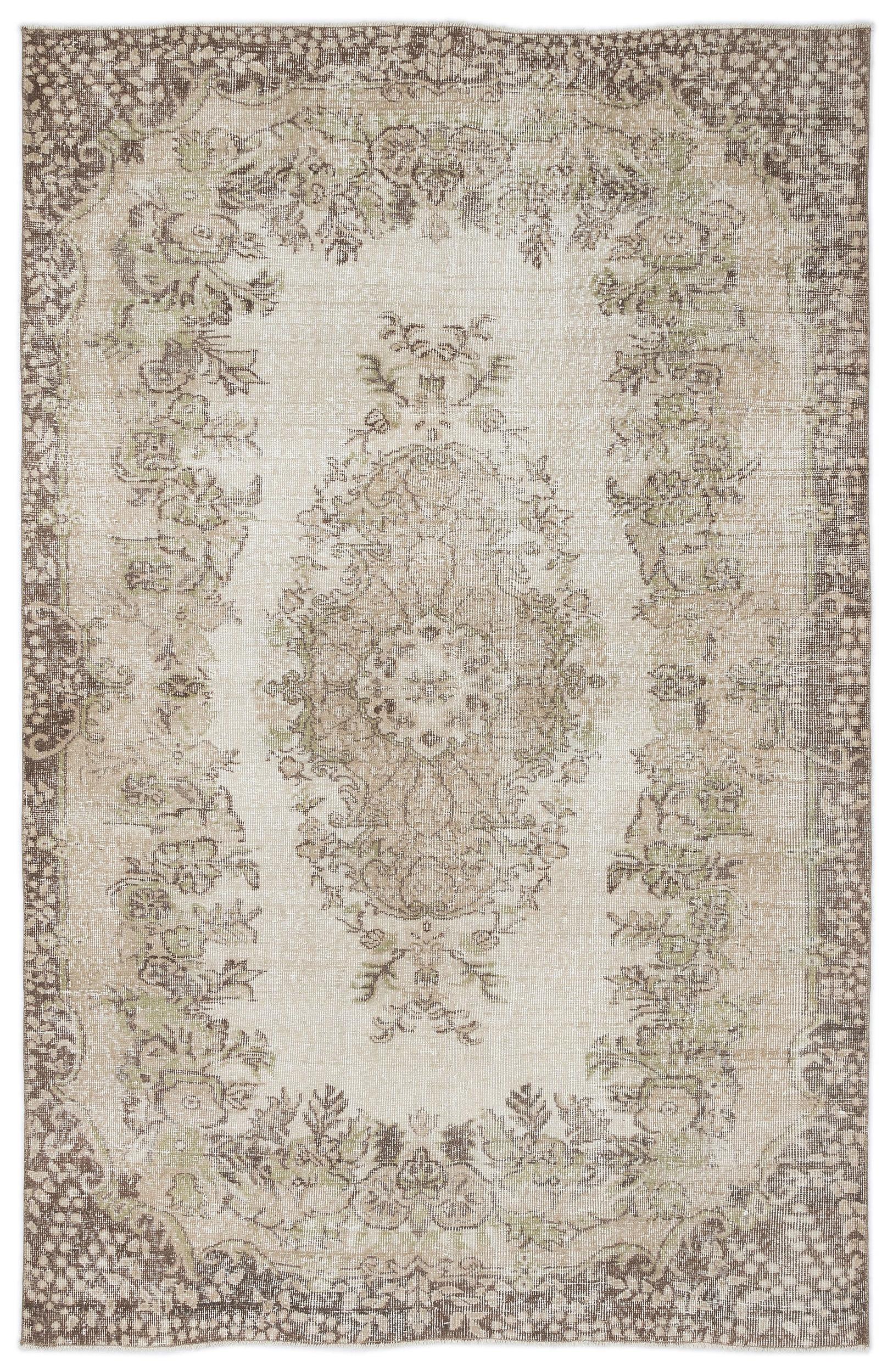 Slova - Vintage Medallion Rug - 5'7 X 8'6