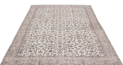 Load image 1 in gallery view. Zausoen - Vintage Floral Rug - 5'10 X 8'5