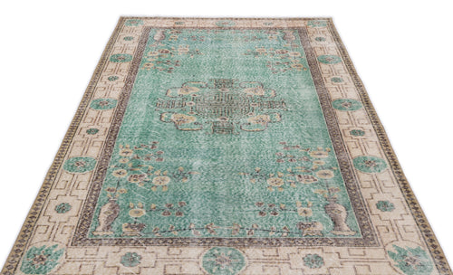 Load image 1 in gallery view. Dagina - Vintage Medallion Rug - 5'1 X 8'7