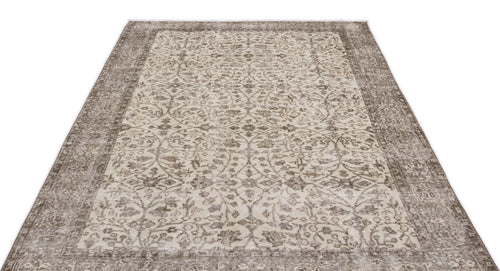 Load image 1 in gallery view. Thikuex - Vintage Floral Rug - 5'11 X 9'2