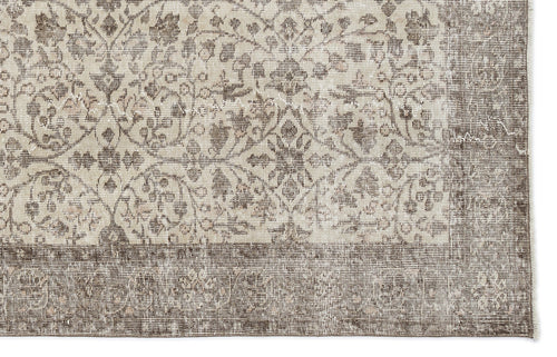 Load image 1 in gallery view. Thikuex - Vintage Floral Rug - 5'11 X 9'2