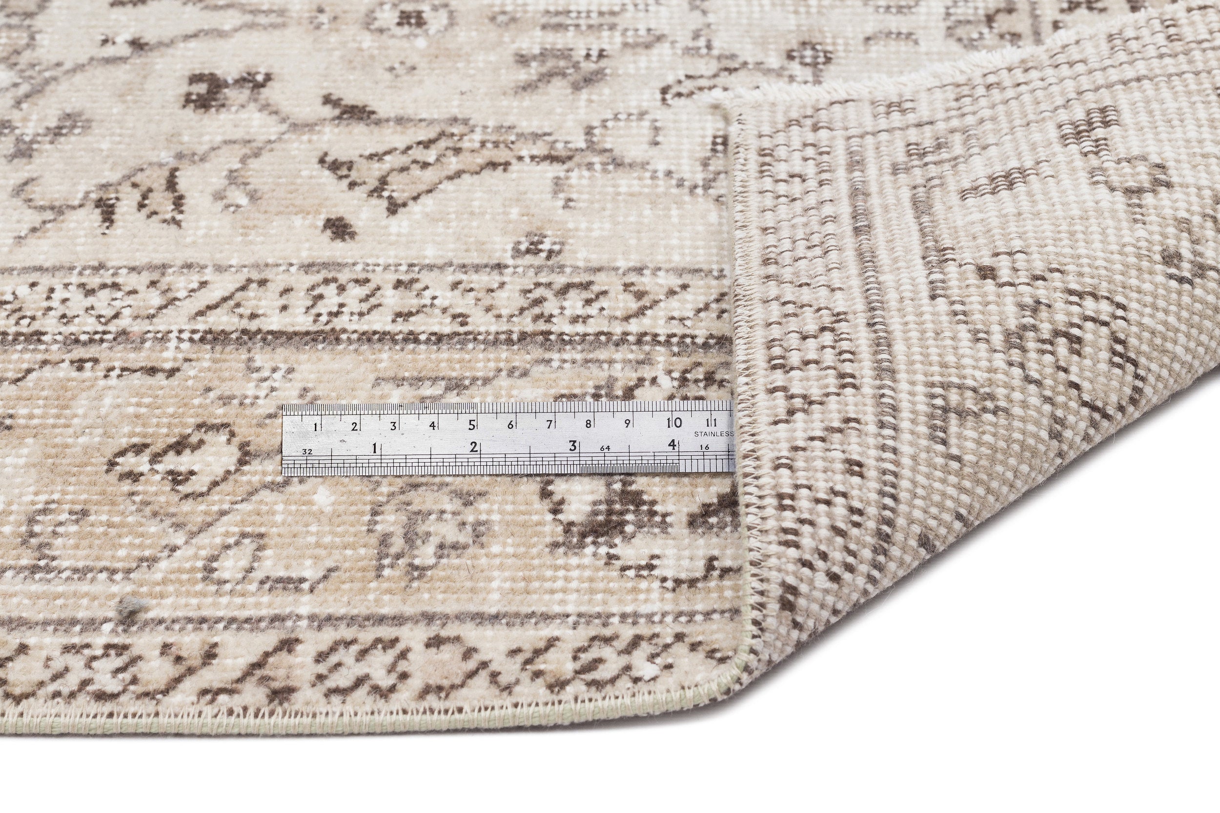 Bioda - Vintage Floral Rug - 4'11 X 8'7