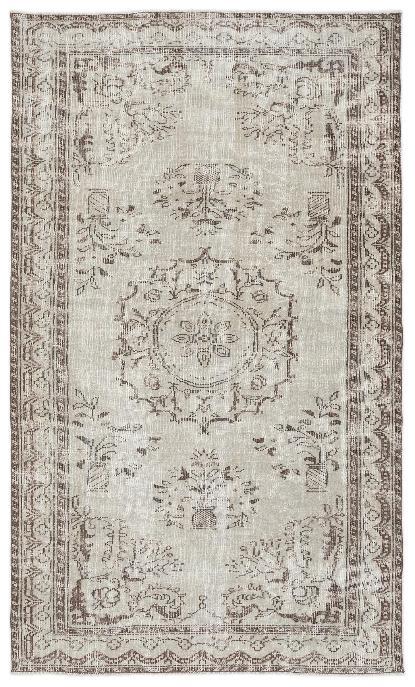 Rafuda - Vintage Medallion Rug - 5'11 X 9'9