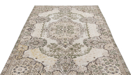 Load image 1 in gallery view. Rolea - Vintage Medallion Rug - 5'5 X 8'7