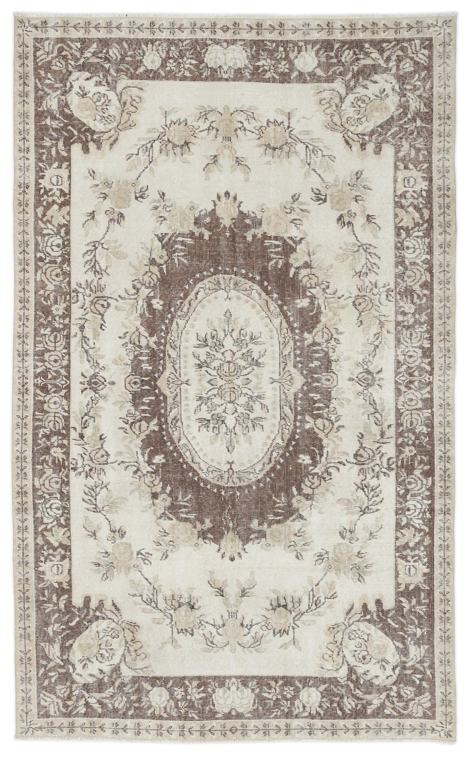 Grehoen - Vintage Medallion Rug - 5'6 X 8'11