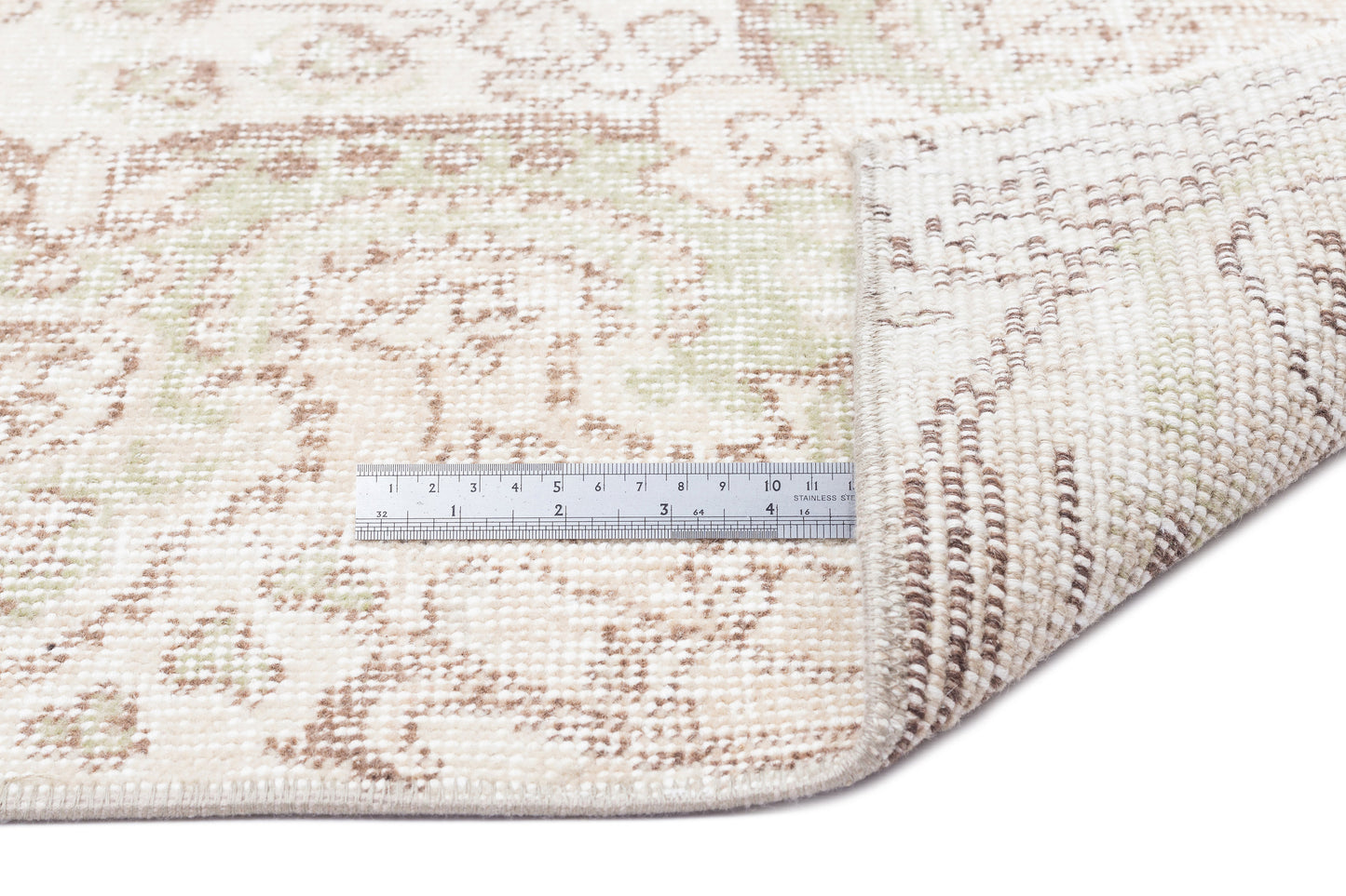 Dreya - Vintage Medallion Rug - 5'5 X 9'4