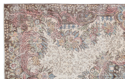 Load image 1 in gallery view. Groar - Vintage Medallion Rug - 5'9 X 9'2