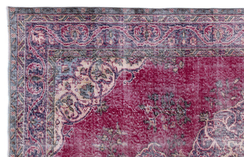 Load image 1 in gallery view. Kikeis - Vintage Medallion Rug - 5'11 X 9'3