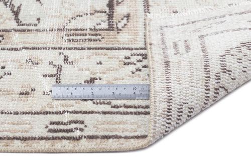 Load image 1 in gallery view. Prema - Vintage Medallion Rug - 6'0 X 8'8