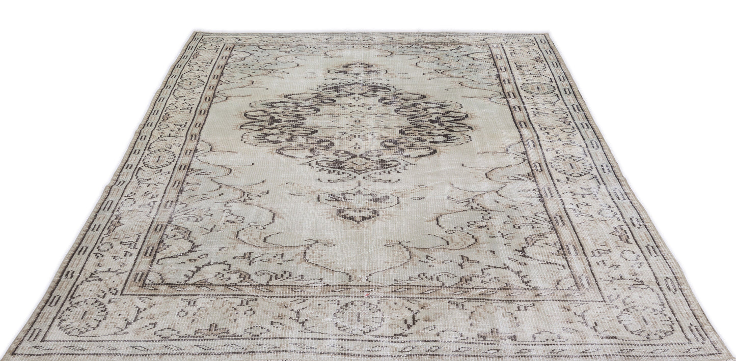 Prema - Vintage Medallion Rug - 6'0 X 8'8