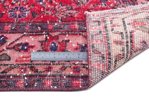 Load image 1 in gallery view. Dotana - Vintage Floral Rug - 5'5 X 9'2