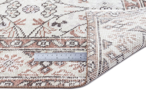 Load image 1 in gallery view. Hoasa - Vintage Floral Rug - 4'9 X 8'7