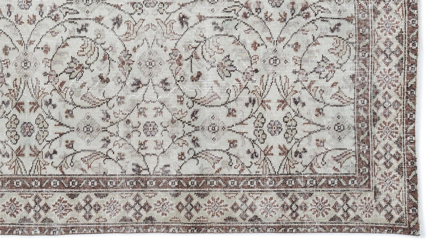 Hoasa - Vintage Floral Rug - 4'9 X 8'7
