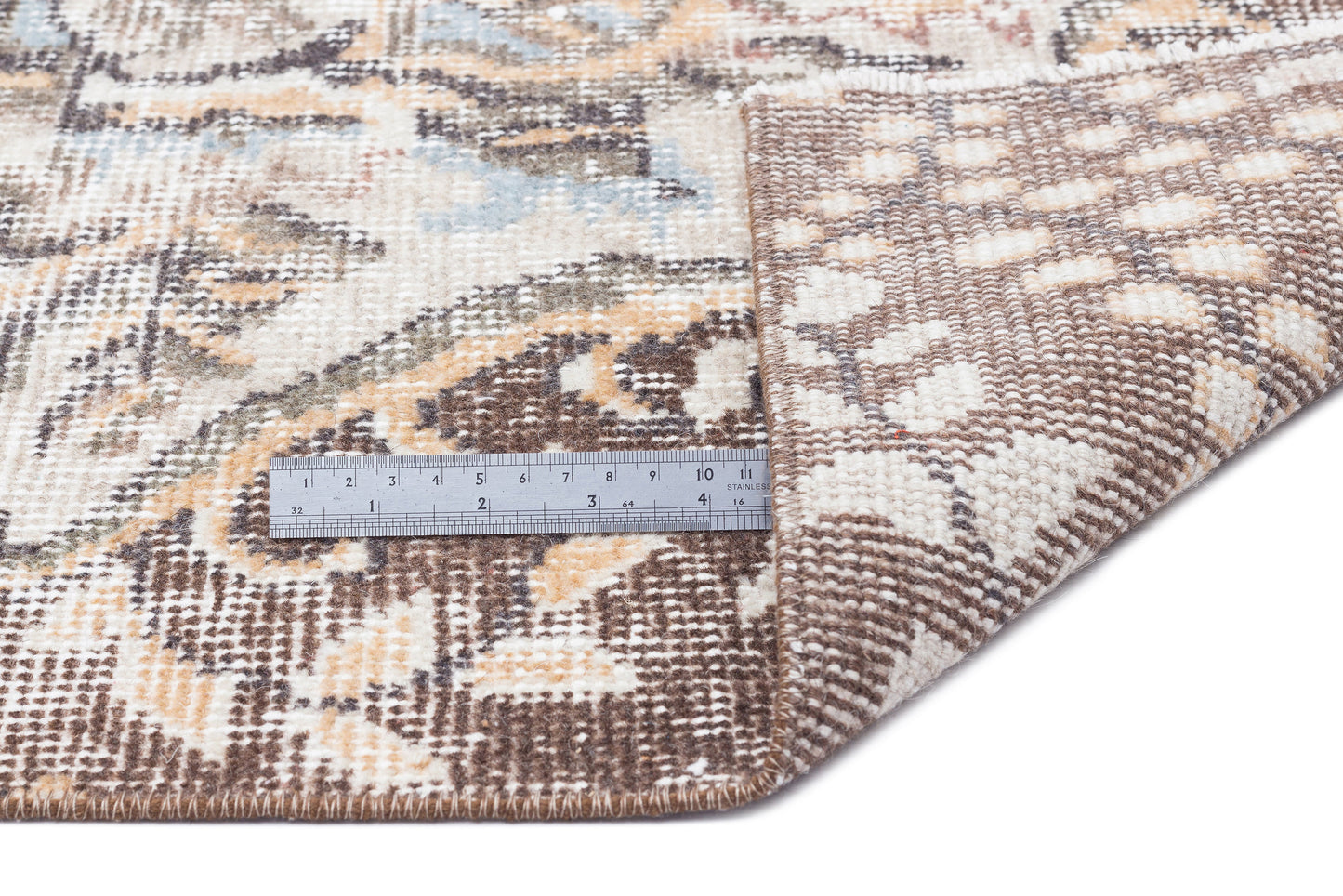 Froil - Vintage Medallion Rug - 5'6 X 9'7