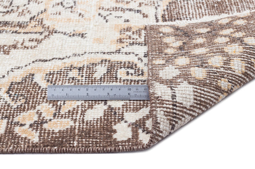 Load image 1 in gallery view. Traane - Vintage Medallion Rug - 6'0 X 9'11