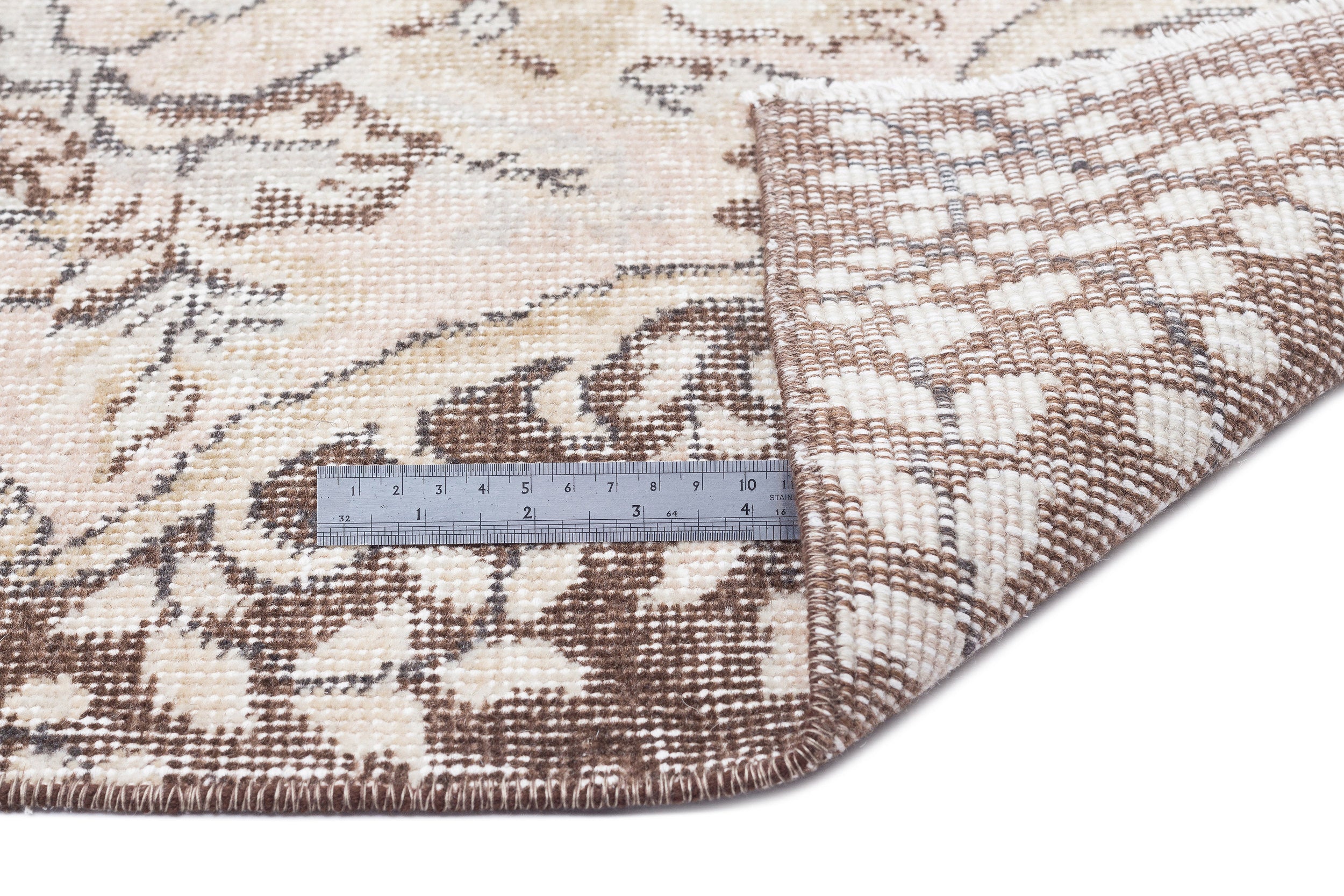 Biatena - Vintage Medallion Rug - 5'8 X 9'2