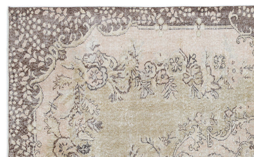 Load image 1 in gallery view. Biatena - Vintage Medallion Rug - 5'8 X 9'2